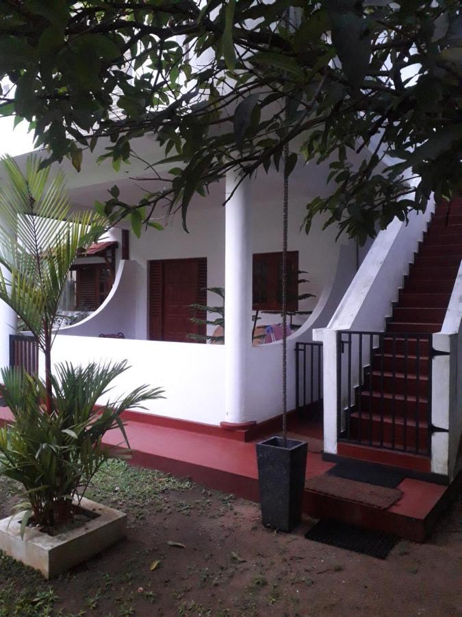 Villa 159 希克杜沃 外观 照片